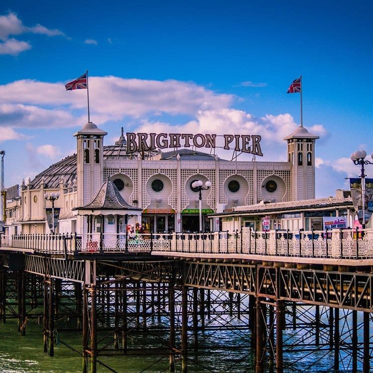 London to Brighton Chauffeur-Driven Hire
